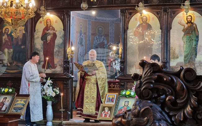 Добрич - неделна литургия