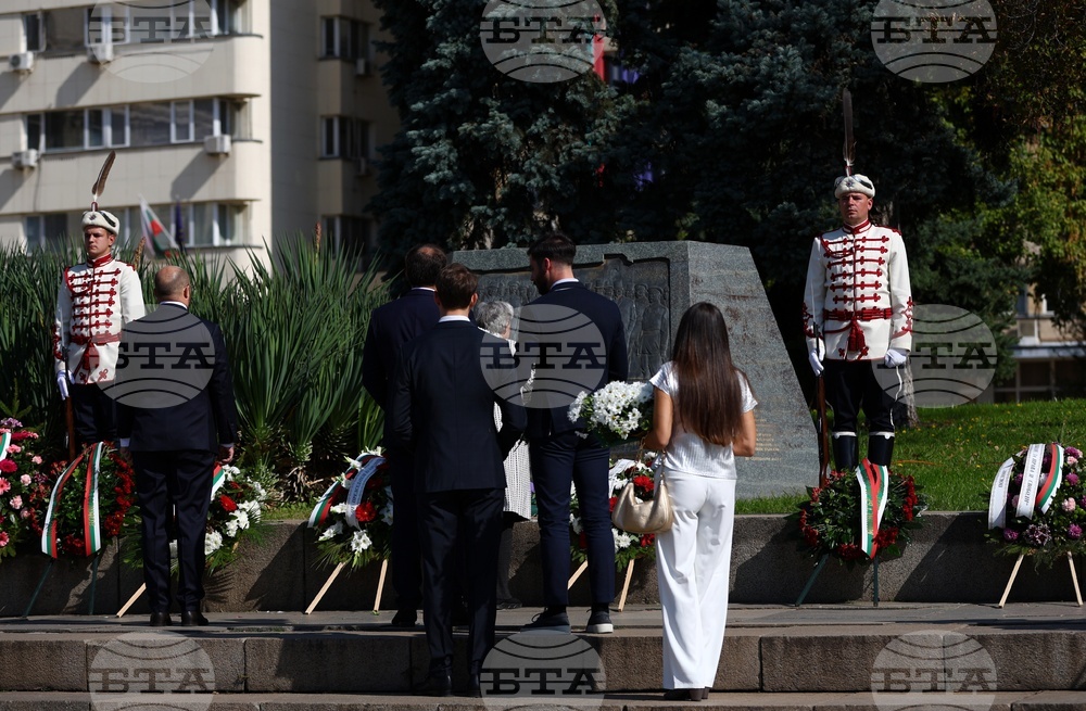 Ден на независимостта на България - паметник
