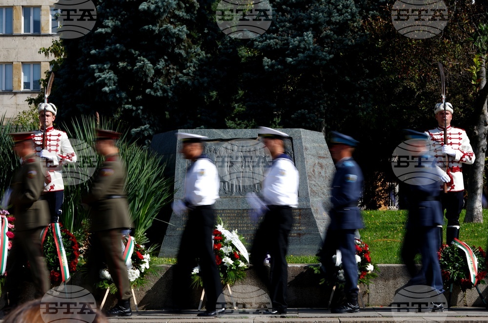 Ден на независимостта на България - паметник