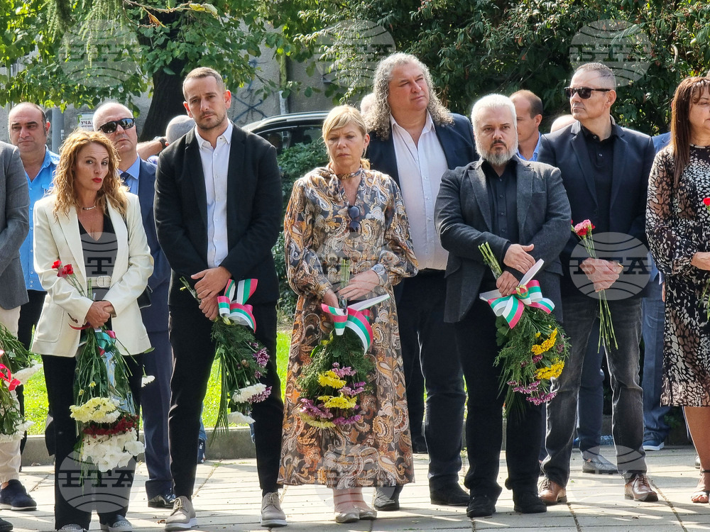 Бургас - Ден на независимостта - заупокойна молитва