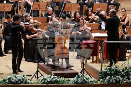 Софийска филхармония - нов сезон - концерт - Аугустин Хаделих - Готие Капюсон