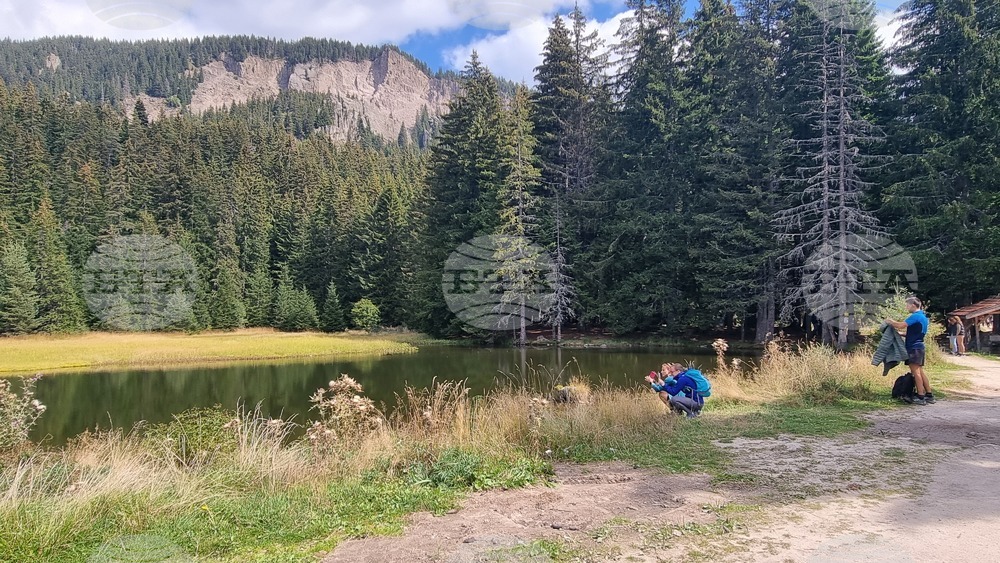 Good Mountain Hiking Conditions on Tuesday