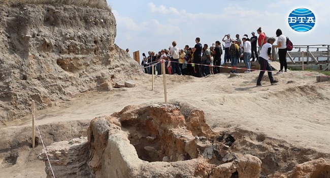 Има идея Солницата край Провадия да кандидатства за списъка за световно културно наследство на ЮНЕСКО, каза акад. Васил Николов