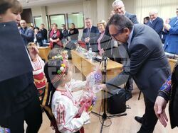 Снимка: Общински съвет - Плевен - С коледарски поздрав започна последното за годината заседание на Общински съвет - Плевен