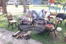 Село Орешак - изложба - рози - Български фестивал на сливата