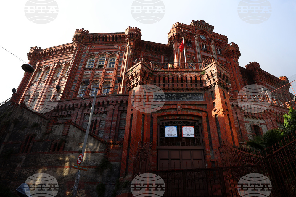 Най-старото гръцко училище в Истанбул може да остане без ученици