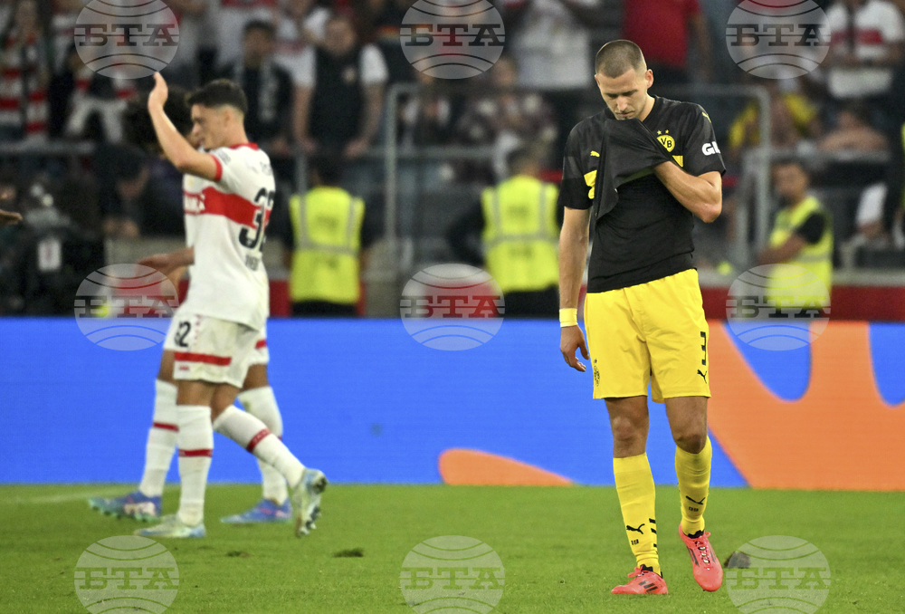 Защитникът на Борусия Дортмунд Валдемар Антон ще пропусне предстоящите мачове в Борусия Мьонхенгладбах и Барселона