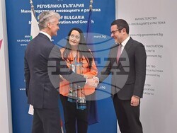 Снимка: Министерство на иновациите и растежа - МИР и Европейският инвестиционен фонд стартират партньорство  за 360 млн. лв. за българския бизнес