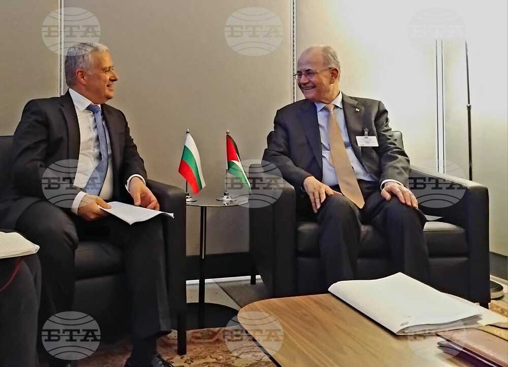България подкрепя усилията за деескалация на конфликта между Израел и "Хамас", каза министър Иван Кондов