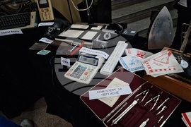 Костенец - НЧ „Прогрес -1907“ - изложба „Назад във времето“ - откриване