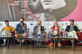 Варна - фестивал „Златна роза“ - „Триумф“ - премиера