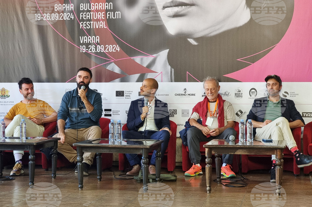 Варна - фестивал „Златна роза“ - „Триумф“ - премиера