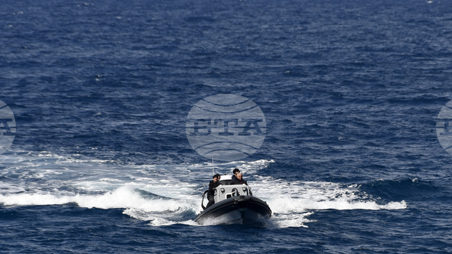 Шейсет мигранти бяха спасени край бреговете на гръцкия остров Гавдос