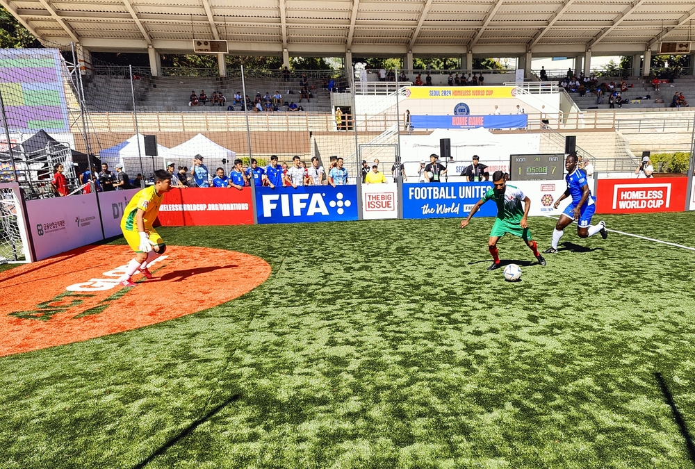 "Отбор на надеждата" се завърна на върха в група А на Homeless World Cup