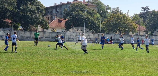 Стара Загора приема два футболни турнира за деца