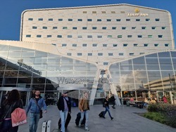 Нидерландия - летище „Айндховен“