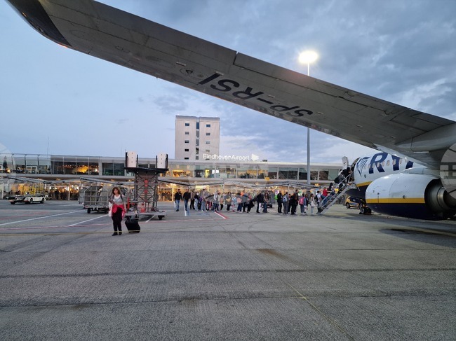 Нидерландия - летище „Айндховен“