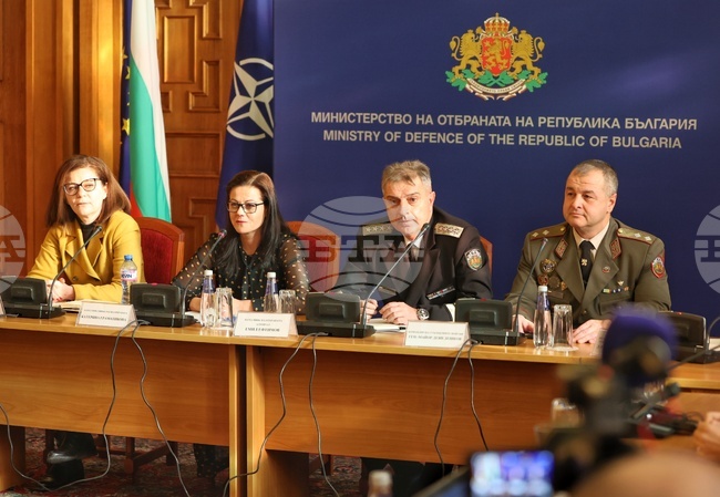 Министерство на отбраната - пресконференция