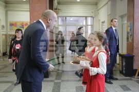 Румен Радев - училище - посещение