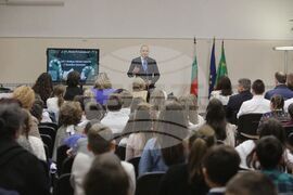 Румен Радев - училище - посещение