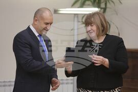 Румен Радев - училище - посещение