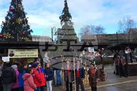 Самоков - благотворителен ученически коледен базар