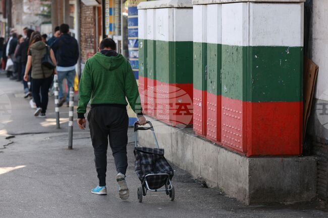 България и Унгария са били на последно място в ЕС по материално благосъстояние на домакинствата през 2024 г., сочат данни на НСИ
