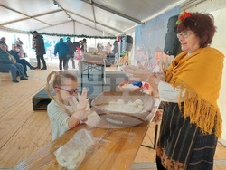 Община Видин: Фолклорният събор „Бъдник“ отново припомни рождественските традиции