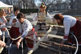 Видин - фолклорен събор "Бъдник"