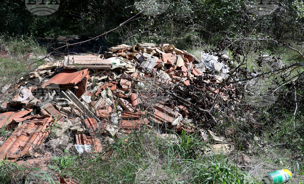 Варна - феномен „Побитите камъни“ - сметища