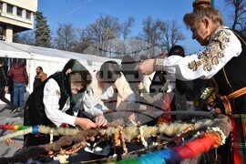 Видин - фолклорен събор "Бъдник"