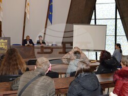 Снимка: Община Благоевград - 15 семейства в нужда вече имат своя нов дом