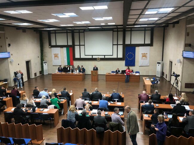 Общински съвет Благоевград одобри поемането на дългосрочен дълг от „ФОНД ФЛАГ“ ЕАД