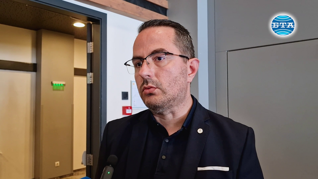 Председателят на Комисията по туризъм в НС иска среща с регионалния министър и с представител на АПИ за състоянието на пътя София - Самоков