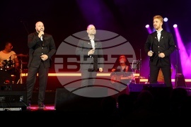 НДК - „Пеещи артисти 3“ - концерт