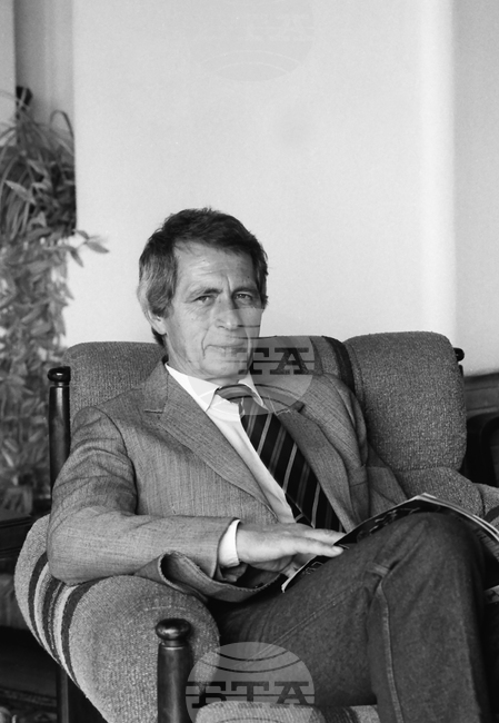 Кольо Георгиев - писател, журналист и драматург