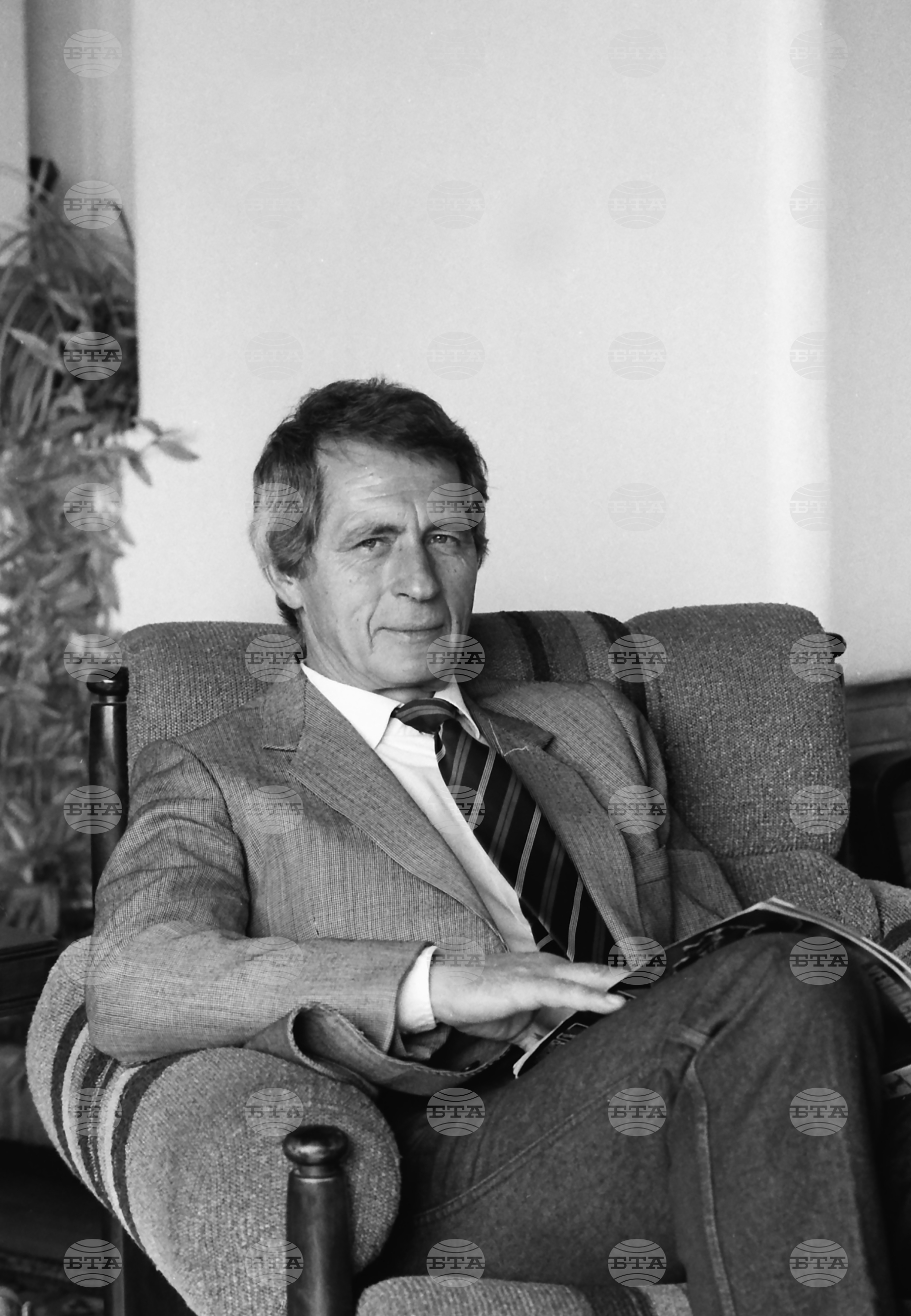 Кольо Георгиев - писател, журналист и драматург