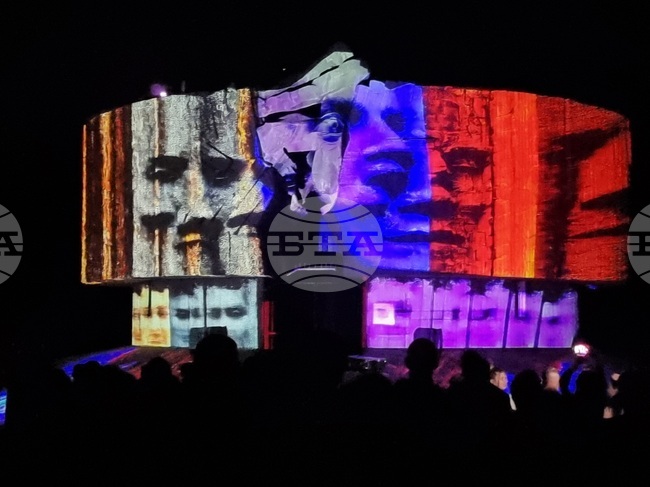 Бургас - откриване на фестивала "Вода" с 3D мапинг върху Пантеона