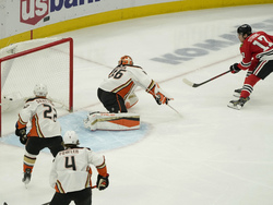 Ducks Blackhawks Hockey