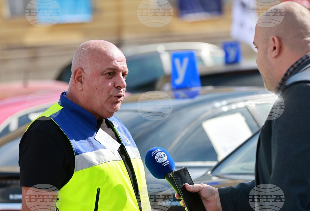 Автоинструктори - подкрепящи промените регулиращи обучението на кандидат-водачите