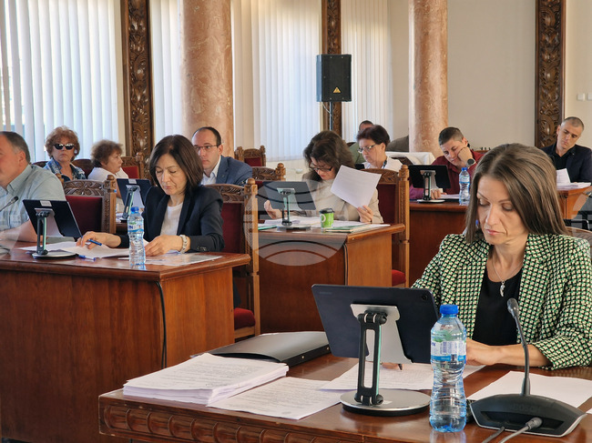 Увеличение на данъка върху превозните средства ще разглежда днес Общинският съвет в Харманли