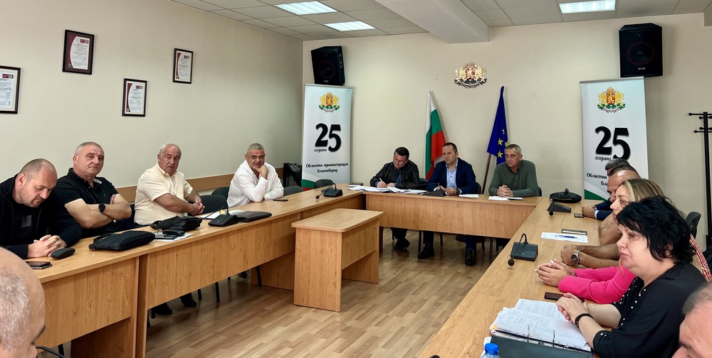ОА Благоевград: Областният управител проведе заседание на Областната комисия по транспорт