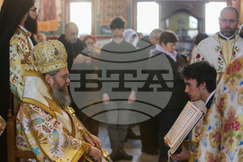 Храм „Рождество Христово" - архиерейско богослужение