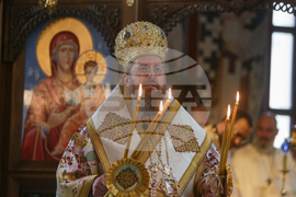 Храм „Рождество Христово" - архиерейско богослужение