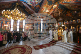 Храм „Рождество Христово" - архиерейско богослужение