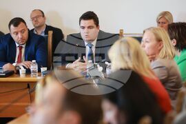 Народно събрание - Комисия по конституционни и правни въпроси