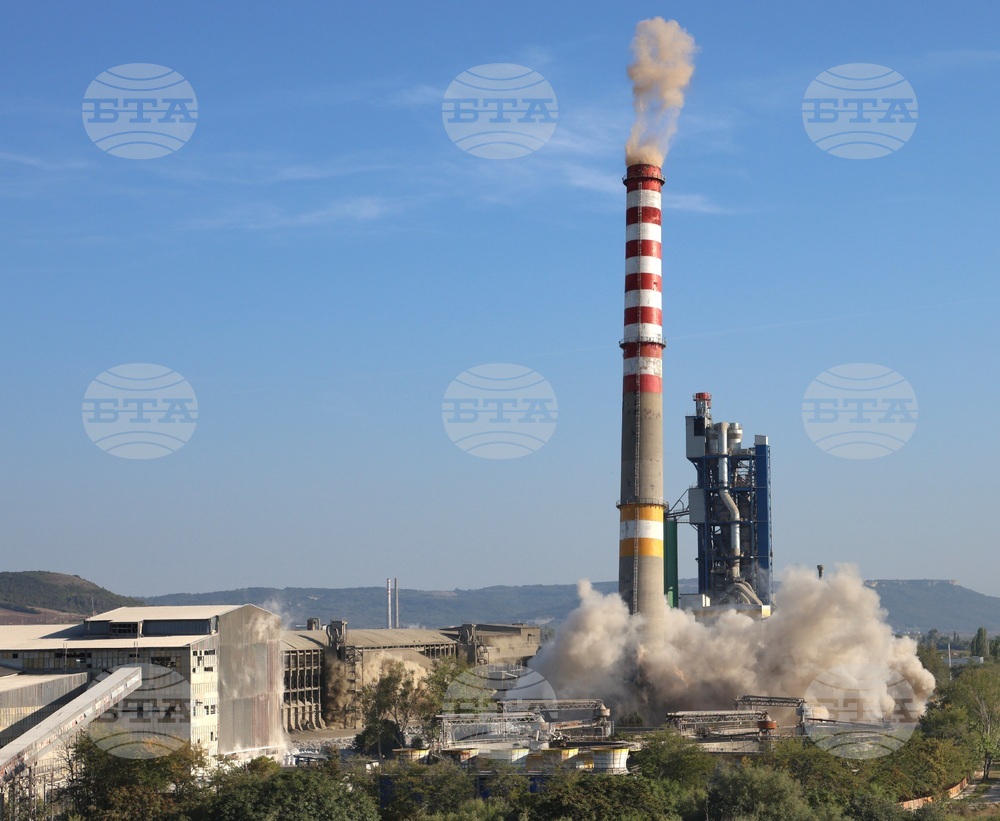 Девня - комин взривяване