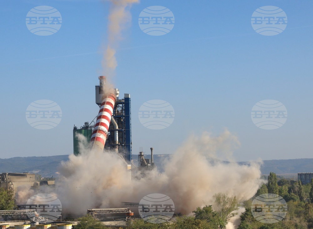 Девня - комин взривяване