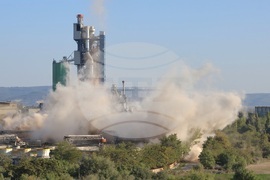 Девня - комин взривяване