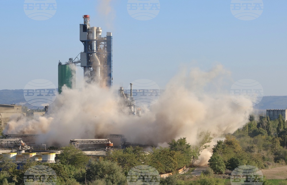 Девня - комин взривяване